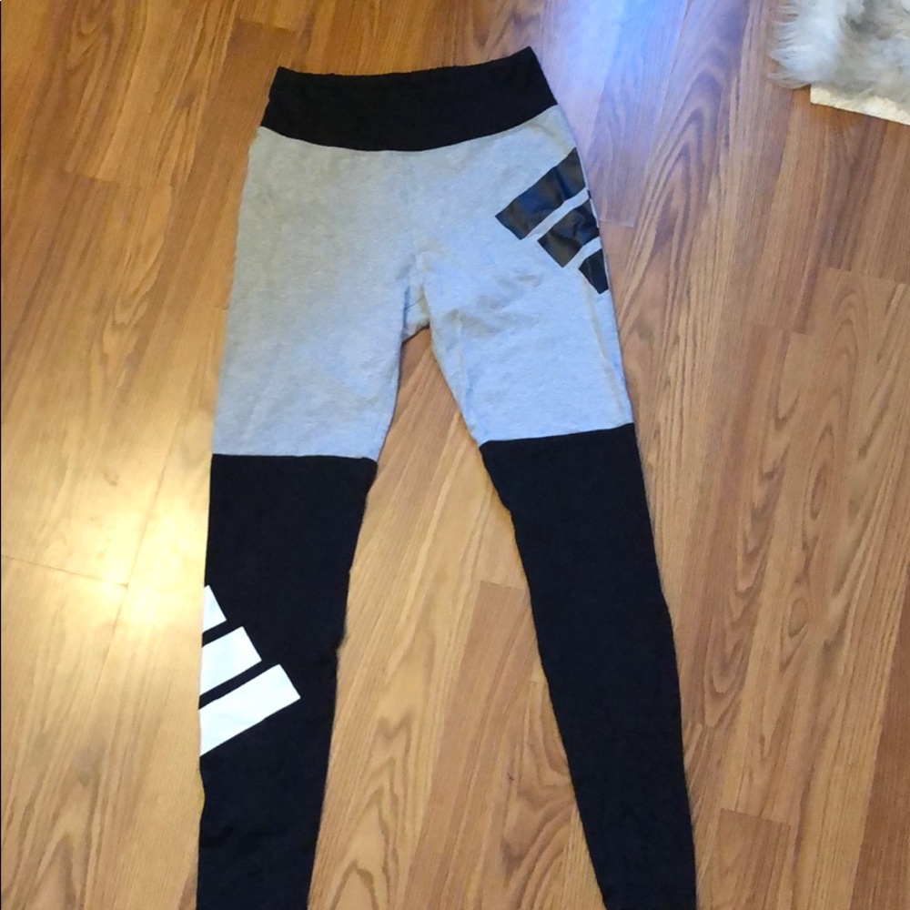 Adidas leggings